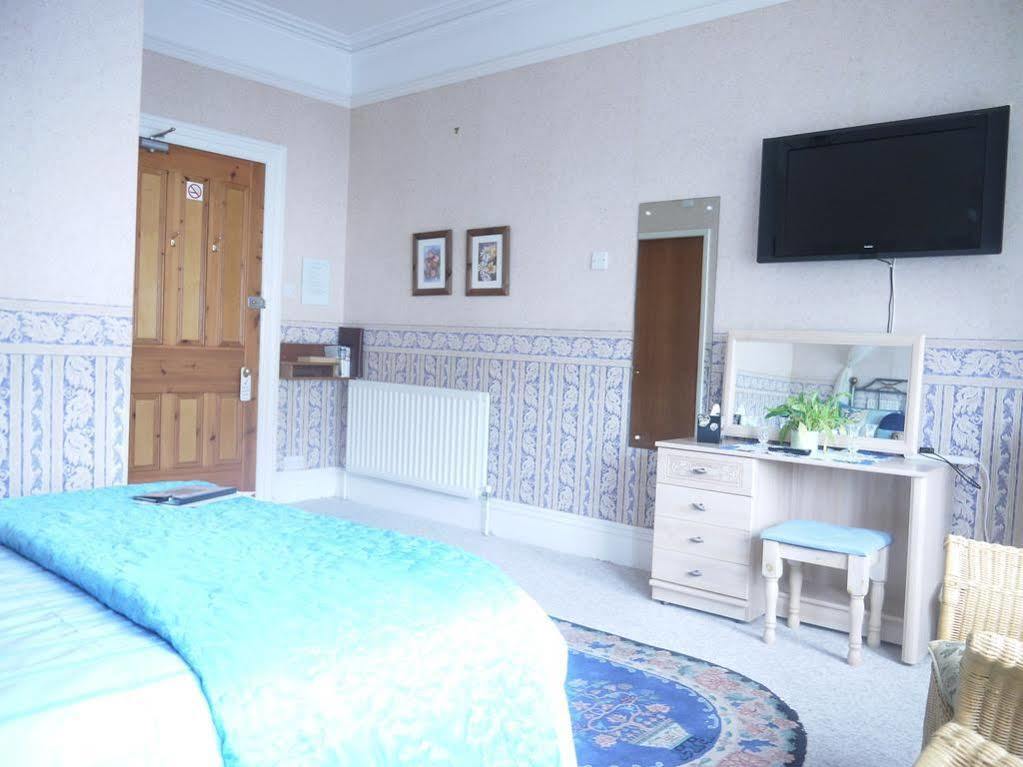 Crickleigh House Bed & Breakfast Llandudno Exterior foto